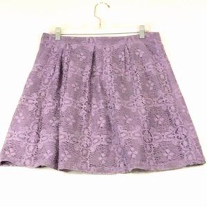 THE LIMITED Lavender Crocheted Lace Over Skirt Women's Size (M) Pleated Front